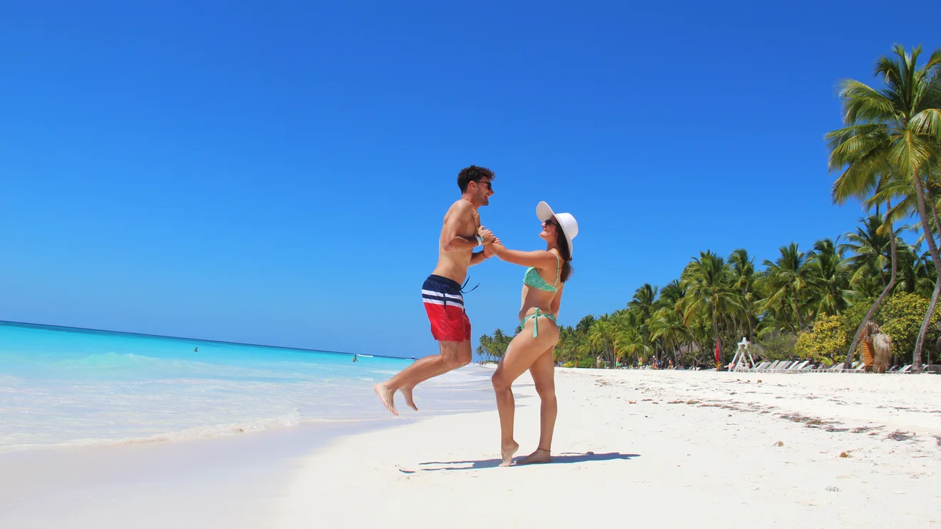 Photo shoot on the beach or pier